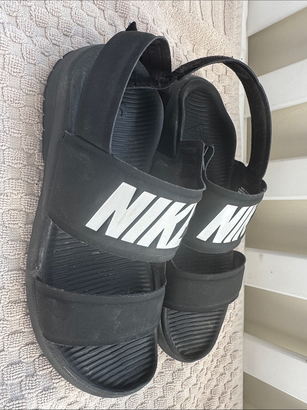 Nike Black Kids Adjustable Back-Strap Sandals with White Logo